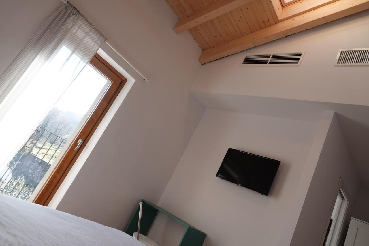 Casale Bella.Vista Bed and Breakfast Pianello Del Lario Exteriör bild